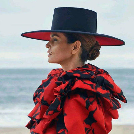 Elegant Two-Tone Red and Black Wool Fedora Hat for Women - Stylish Winter Accessory for Special Occasions - Très Elite