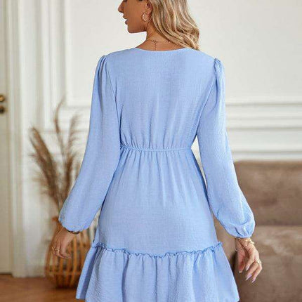 Elegant V-Neck Dress with Stylish Button Accents for Any Occasion - Très Elite
