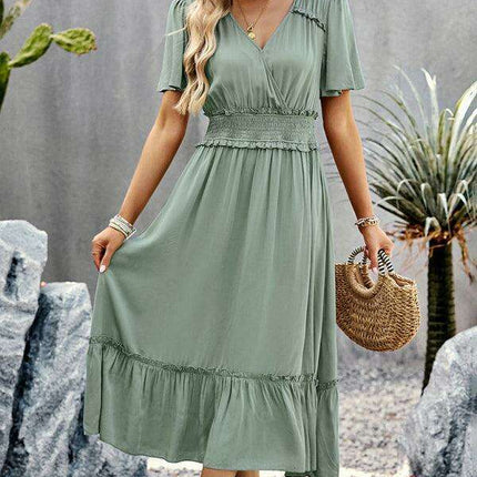 Elegant V-Neck Maxi Dress with Stylish Waist Slit in Premium Fabric Blend - Très Elite