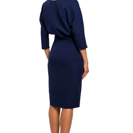 Elegant V-Neck Midi Dress - Très Elite