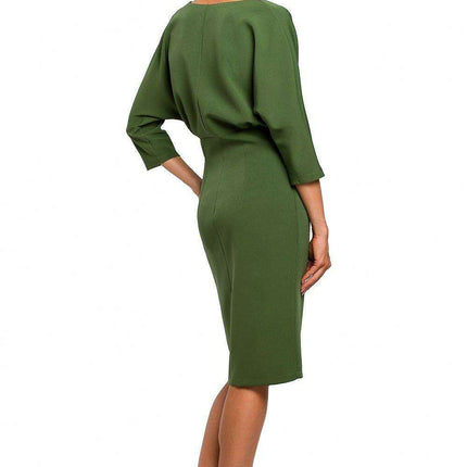 Elegant V-Neck Midi Dress - Très Elite