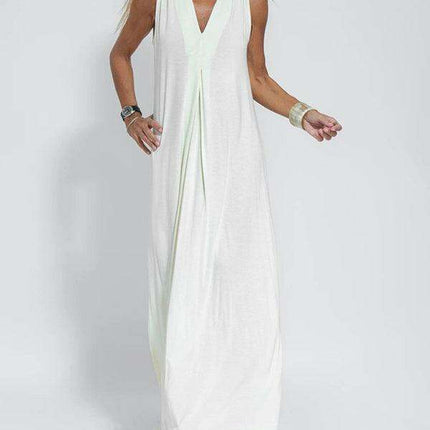 Elegant V-neck Pullover Dress - A Timeless Wardrobe Essential - Très Elite