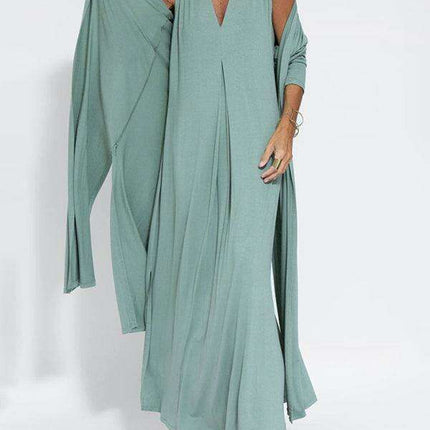 Elegant V-neck Pullover Dress - A Timeless Wardrobe Essential - Très Elite