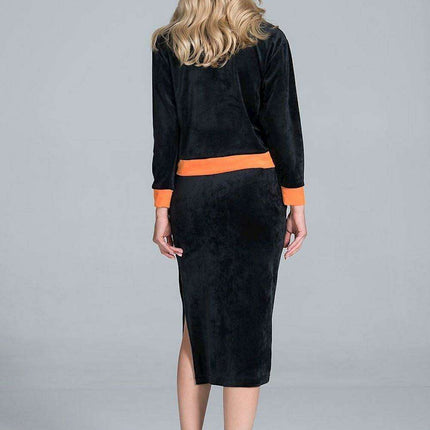 Elegant Velvet Ensemble with Long-Sleeve Top and Slit Skirt - Très Elite