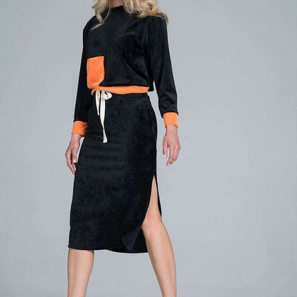 Elegant Velvet Ensemble with Long-Sleeve Top and Slit Skirt - Très Elite