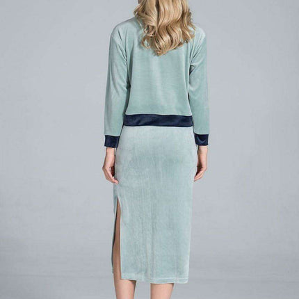 Elegant Velvet Ensemble with Long-Sleeve Top and Slit Skirt - Très Elite