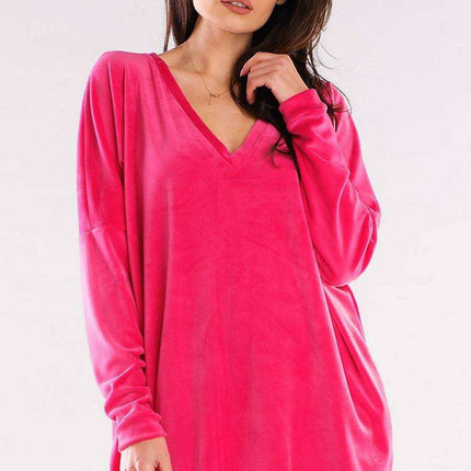 Elegant Velvet Heart-Neck Dress - Très Elite