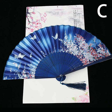 Elegant Vintage Chinese Silk Bamboo Folding Fan with Unique Designs - Très Elite