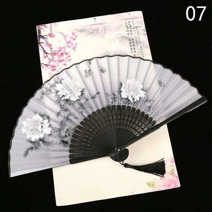 Elegant Vintage Chinese Silk Bamboo Folding Fan with Unique Designs - Très Elite