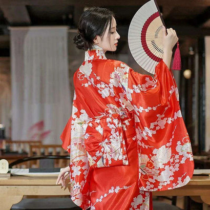 Elegant Vintage Floral Yukata Kimono Dress with Obi - Ideal for Special Events and Cosplay - Très Elite