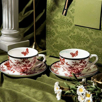 Elegant Vintage French Rose Tea Cup and Saucer Set for Memorable Gatherings - Très Elite