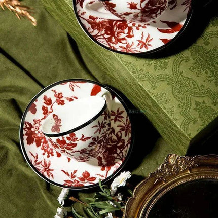 Elegant Vintage French Rose Tea Cup and Saucer Set for Memorable Gatherings - Très Elite