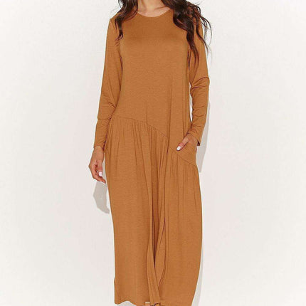Elegant Viscose Knit Maxi Dress with Modern Touches