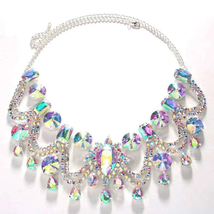 Elegant Water Droplet Choker Necklace for Trendsetting Women - Très Elite