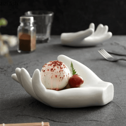 Elegant White Ceramic Dinnerware Set for a Luxurious Dining Experience - Très Elite