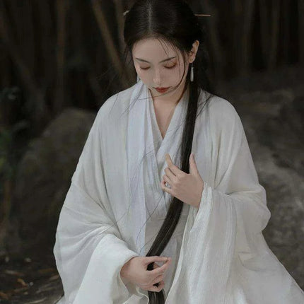 Elegant White Hanfu Dress for Women - Ancient Chinese Fairy Cosplay Costume in Plus Sizes - Très Elite
