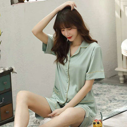Elegant White Women's Pajama Set - Luxurious 2-Piece Sleepwear Collection - Très Elite