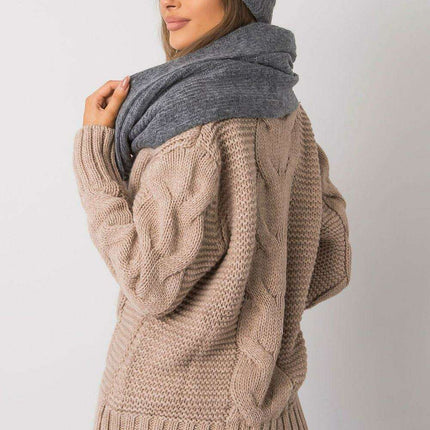 Elegant Winter Hat And Scarf Set For Women Cozy Warmth - Très Elite