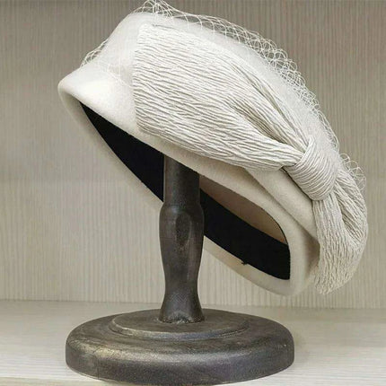 Elegant Women's Black Wool Beret with Veil and Bow – Stylish Fedora Hat for Winter Celebrations - Très Elite