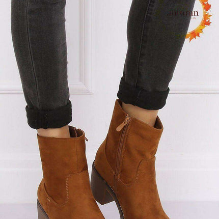 Elegant Women's Heel Boots - Model 135427 - Très Elite