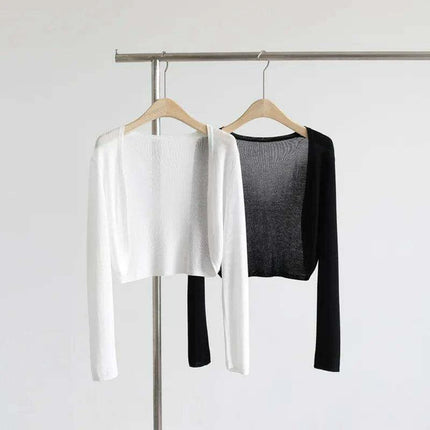 Elegant Women's Lightweight Sweetheart Cardigan for Spring/Summer Style - Très Elite