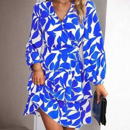 Elegant Women's V-Neck Printed Dress with a Flattering Fit - Très Elite
