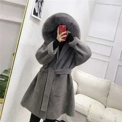 Elegant Women's Wool Blend Winter Coat with Fox Fur Trim and Cashmere Lining - Très Elite