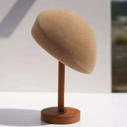 Elegant Women's Wool Felt Beret - French-Style Winter Hat for Special Occasions and Formal Gatherings - Très Elite