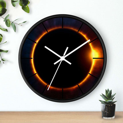 Elegant Wooden Framed Wall Clock for Upscale Home Interior - Très Elite
