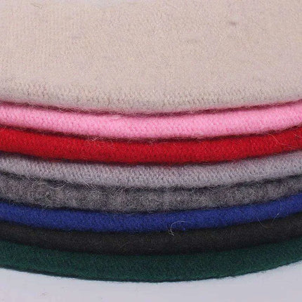 Elegant Wool Beret - Classic Winter Accessory for Women and Teens - Très Elite