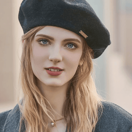 Elegant Wool Beret for Women - Your Must-Have Accessory for Autumn/Winter - Très Elite