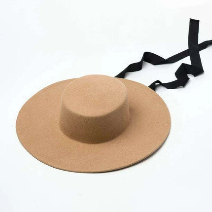 Elegant Wool Boater Hat - Fashionable Wide Brim Felt Hat with Stylish Ribbon for Men and Women - Essential Winter Outdoor Accessory - Très Elite