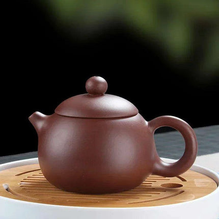 Elegant Yixing Purple Clay Teapot Set for Authentic Chinese Tea Brewing - Très Elite