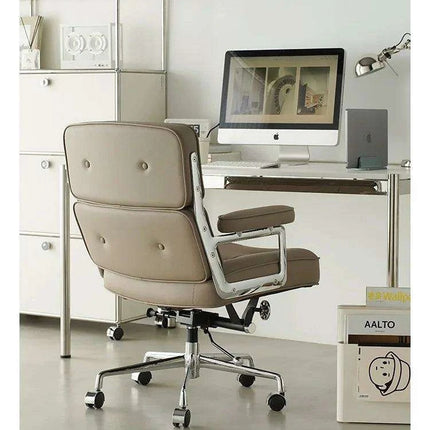 Elevate Your Office with the Luxurious Leather Executive Swivel Chair - Très Elite