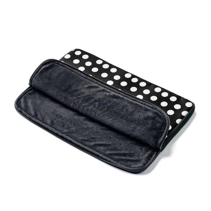EliteGuard Laptop Sleeves - Chic & Resilient Laptop Protector - Très Elite