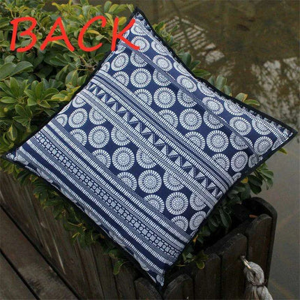 Embroidered Cushion Cover - Très Elite