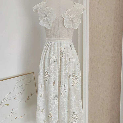 Embroidery Hollow V-Neck Lace Dress - Très Elite