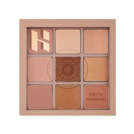 Enchanted Evening Eyeshadow Palette - Versatile Hues for Timeless Beauty - Très Elite