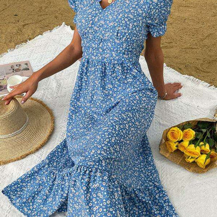 Enchanting Floral Summer Dress for Women in Vibrant Garden Print - Très Elite