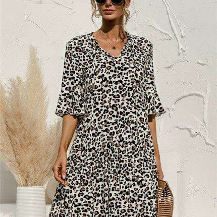 Enchanting Floral V-Neck Maxi Dress with Elegant Trumpet Sleeves and Delightful Cake Accents - Très Elite