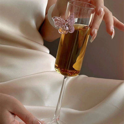Enchanting Pink Butterfly Bowknot Glass Goblet – Elegant Drinkware for Every Festivity - Très Elite