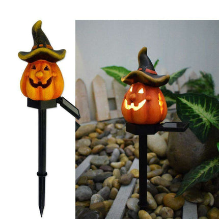 Ethereal Solar Skull Crow Lights for Enchanting Halloween Gardens - Très Elite