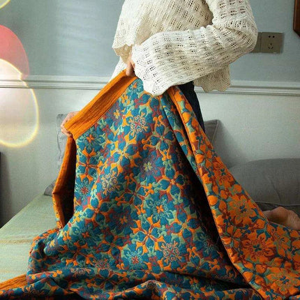 Ethnic-Inspired Cotton Gauze Bedspread Blanket for Ultimate Comfort - Très Elite