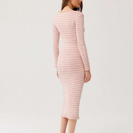 Eva Striped Knit Midi Dress: The Ideal Blend of Fashion and Ease - Très Elite