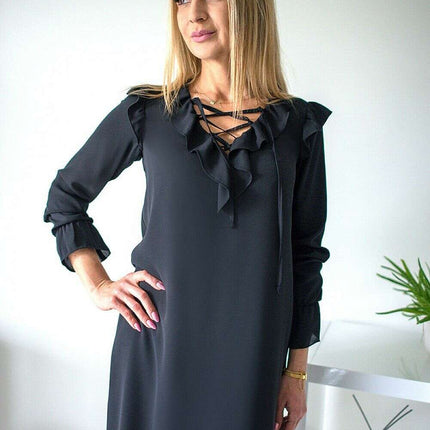 Evening Loose-fitting dress, neckline with binding and frill - Très Elite