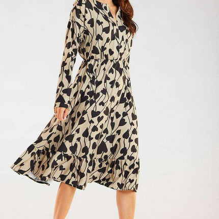 Everyday Elegance Midi Dress - Très Elite