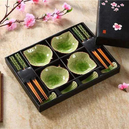 Exquisite 12-Piece Japanese Ceramic Dining Set for a Traditional Sushi Experience - Très Elite