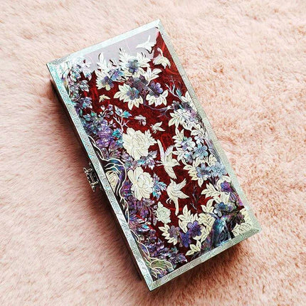 Exquisite Abalone Shell Jewelry Organizer - Handcrafted Mother of Pearl Keepsake Box for Timeless Treasures - Ideal for Gifting - Très Elite