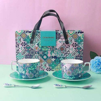 Exquisite Bone China Tea Cup Collection for Refined Tea Lovers - Très Elite