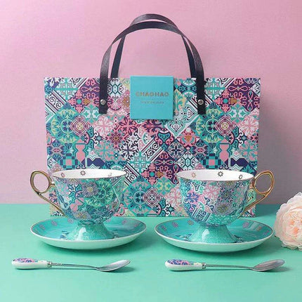 Exquisite Bone China Tea Cup Collection for Refined Tea Lovers - Très Elite